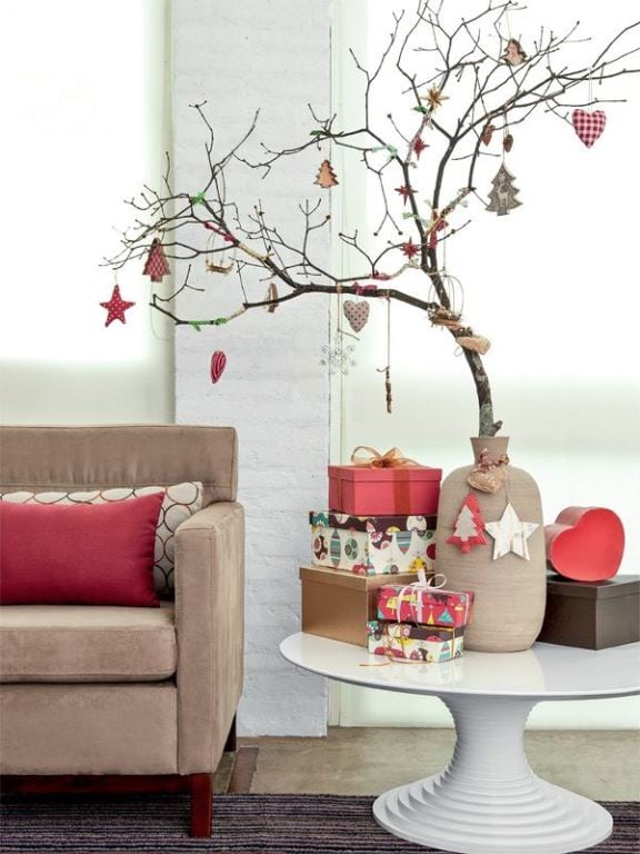 Decoração de Natal Simples - arvore de natal com galho seco de árvore