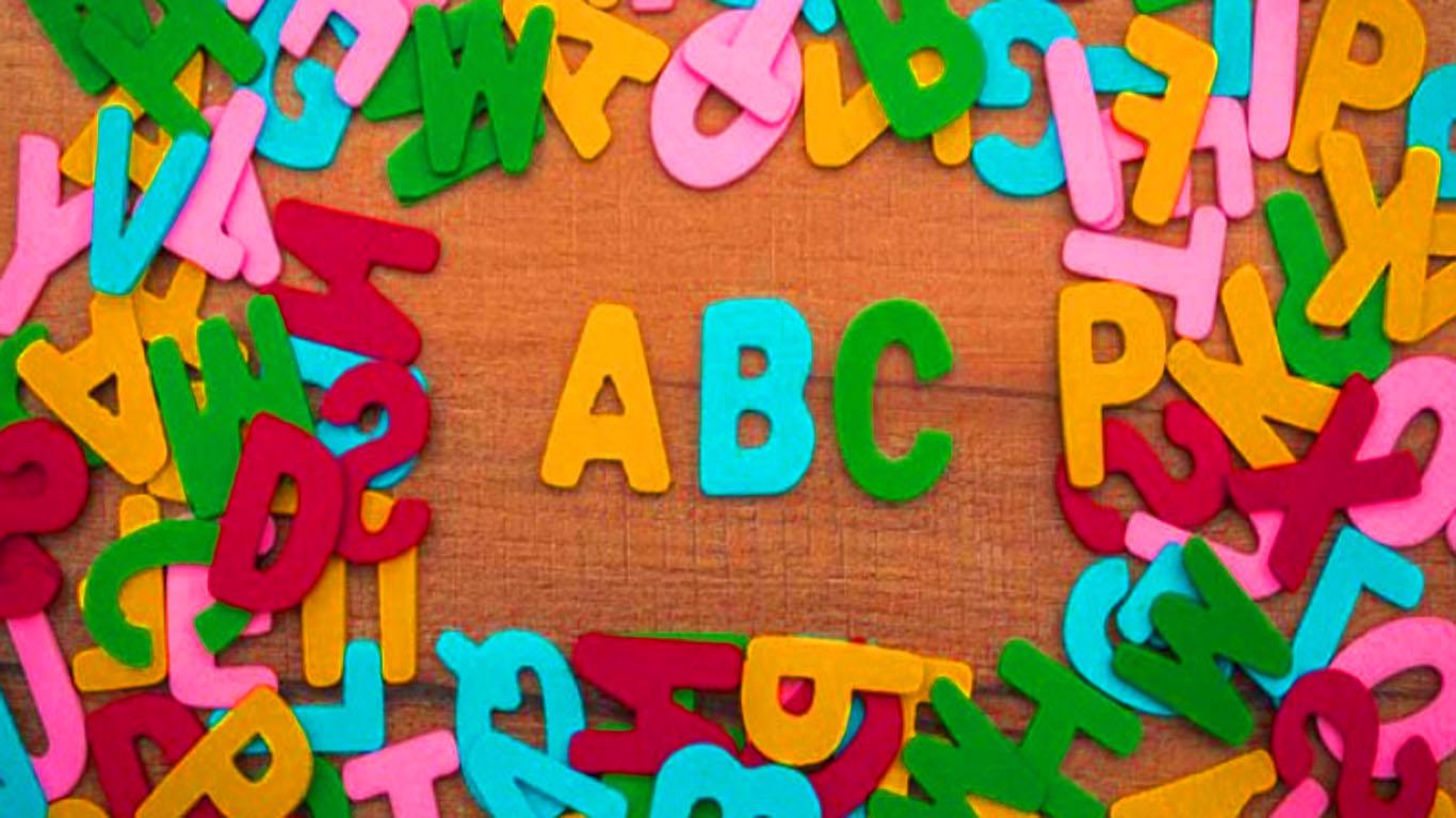 Molde de Letras Grandes para Imprimir do alfabeto para EVA e Feltro