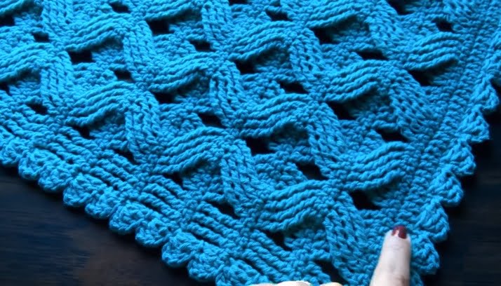 Faça o Ponto Alto Quíntuplo no Crochê Trançado, e melhore esse bordado