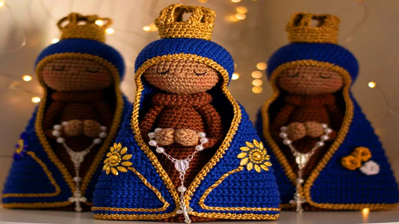 Amigurumi de Nossa Senhora Aparecida: Uma Homenagem em Crochê