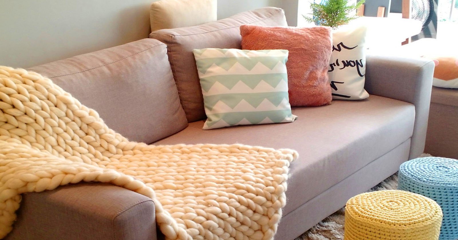 Transforme seu ambiente com estas 6 ideias criativas de decoração com almofadas