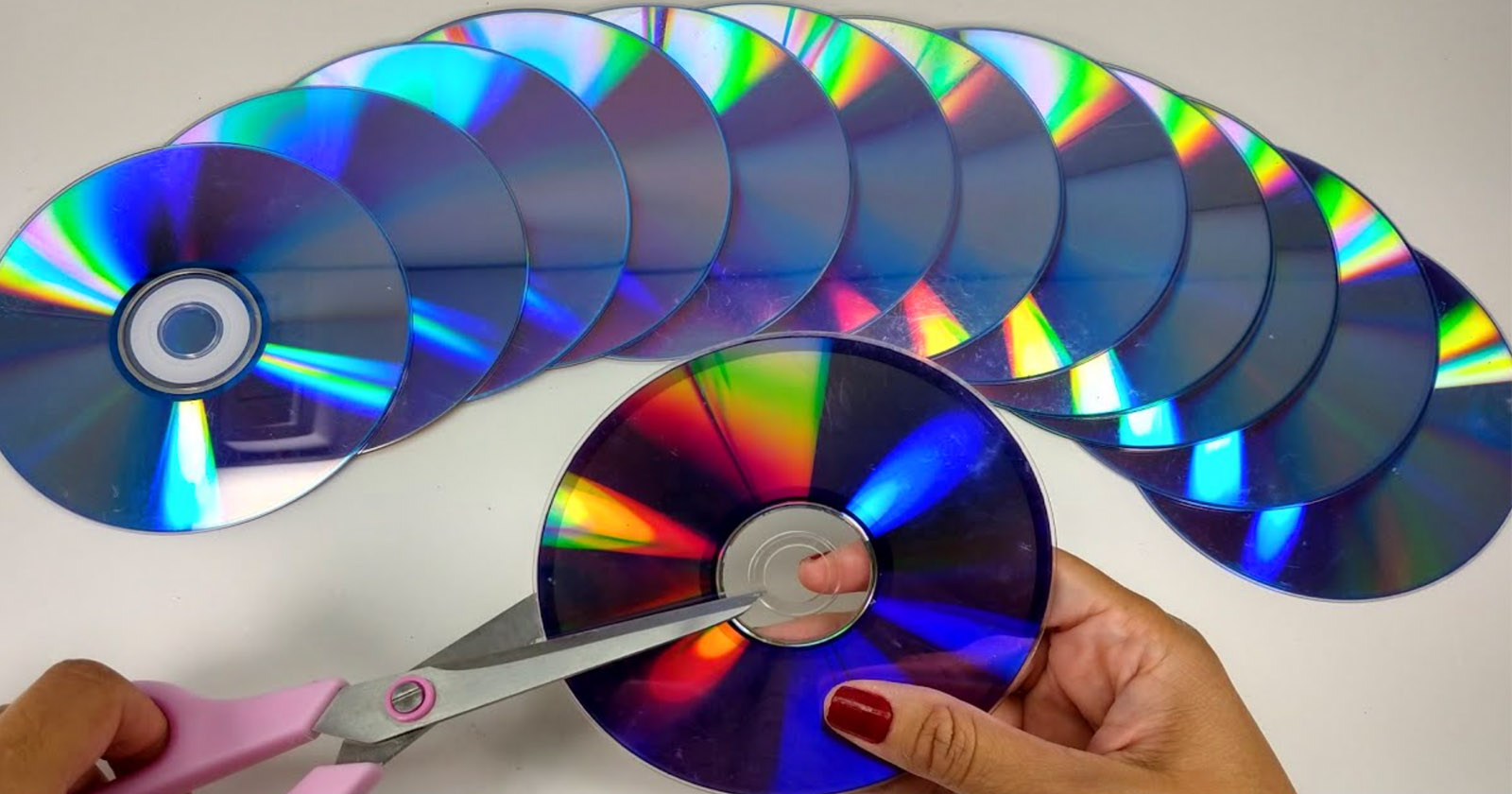Reviva Seus CDs Antigos: Descubra a Arte da Decoração com CDs